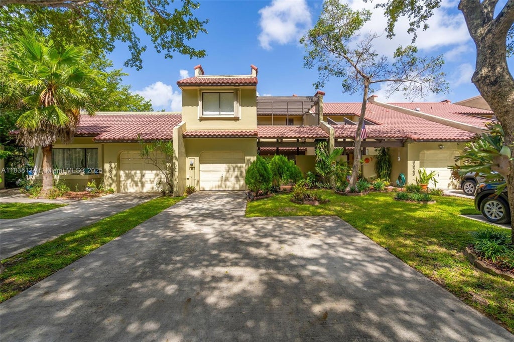 9931 Costa Del Sol Blvd F-107, Doral