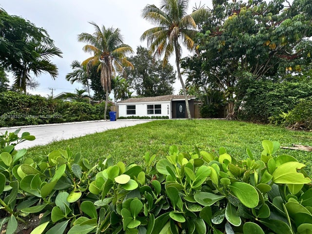 5 of 20 - 1645 Ne 175th St, North Miami Beach, FL