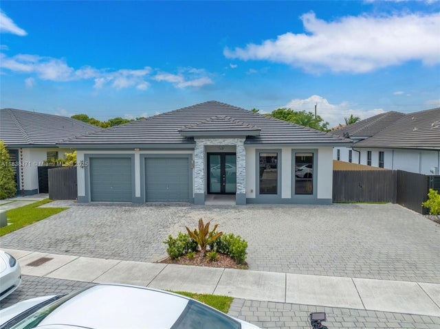 1 of 38 - 14832 Sw 39th Ter, Miami, FL