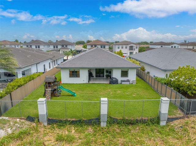 4 of 38 - 14832 Sw 39th Ter, Miami, FL