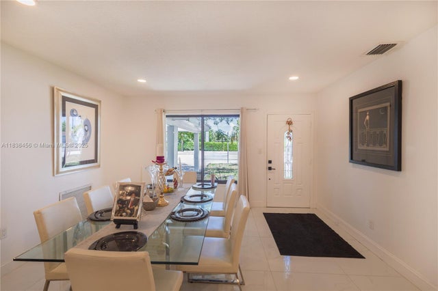 5 of 25 - 2841 Nw 9th Ave, Wilton Manors, FL