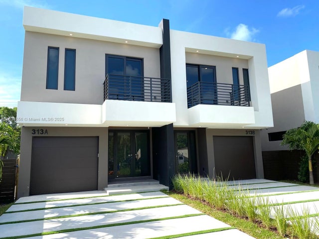 1 of 29 - 313 Sw 10th St A, Fort Lauderdale, FL
