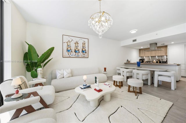 1 of 33 - 1000 Brickell Plz 2805, Miami, FL
