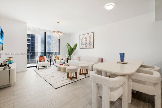 2 of 33 - 1000 Brickell Plz 2805, Miami, FL