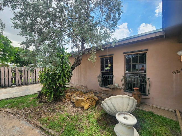 2 of 16 - 935 Sw 72nd Ave, Miami, FL