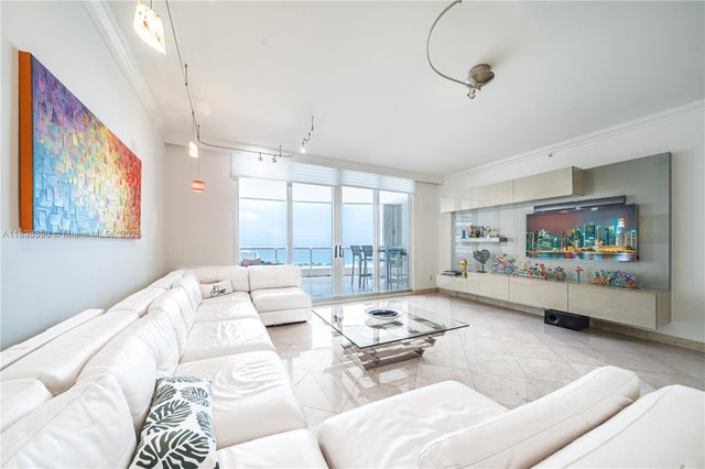 3 of 45 - 21050 Point Pl 2601, Aventura, FL
