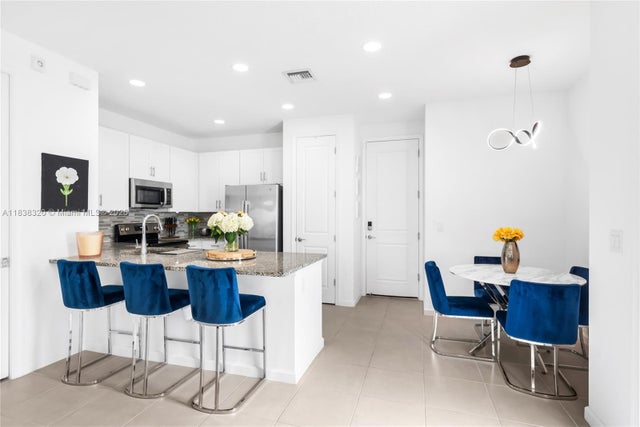 5 of 42 - 2184 Nw 6th St, Fort Lauderdale, FL