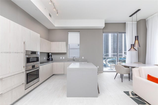 3 of 45 - 4010 S Ocean Dr R409, Hollywood, FL