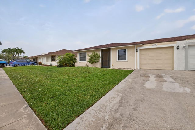 1600 Granfern Ave, West Palm Beach