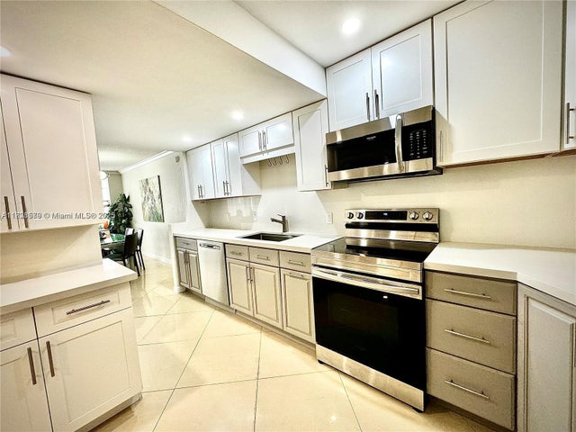 3 of 19 - 1080 94th St 212, Bay Harbor Islands, FL