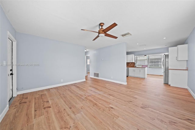 5 of 23 - 4938 Nw 54th Ct, Tamarac, FL