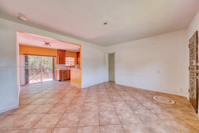 5 of 25 - 22 Nw 31st Ave, Miami, FL