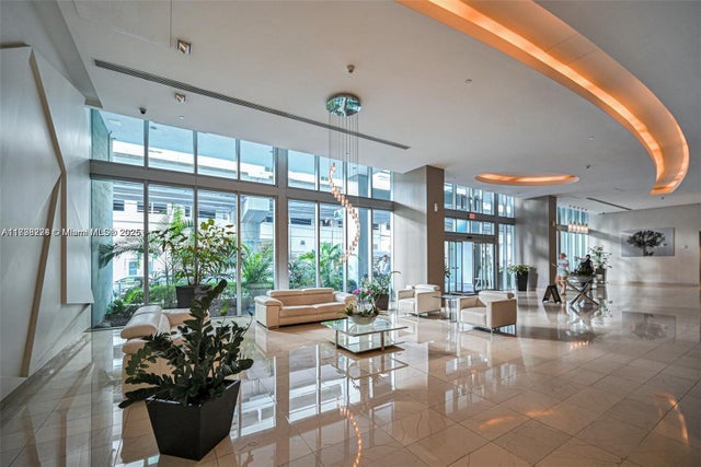 3 of 22 - 1111 Sw 1st Ave 2823-n, Miami, FL