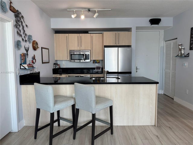 5 of 22 - 1111 Sw 1st Ave 2823-n, Miami, FL