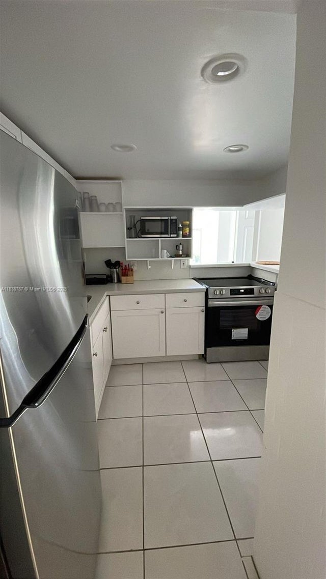 2 of 12 - 200 172nd St 420, Sunny Isles Beach, FL