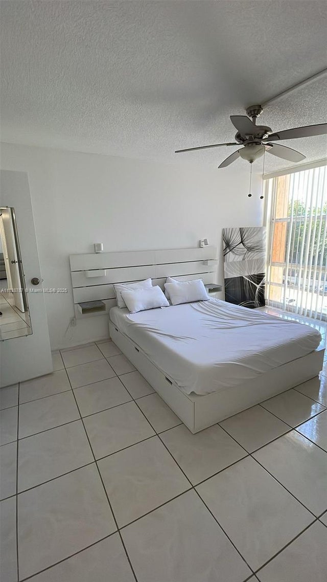 3 of 12 - 200 172nd St 420, Sunny Isles Beach, FL
