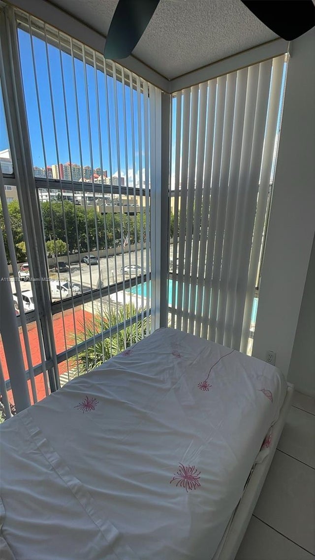 4 of 12 - 200 172nd St 420, Sunny Isles Beach, FL