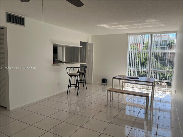 5 of 12 - 200 172nd St 420, Sunny Isles Beach, FL