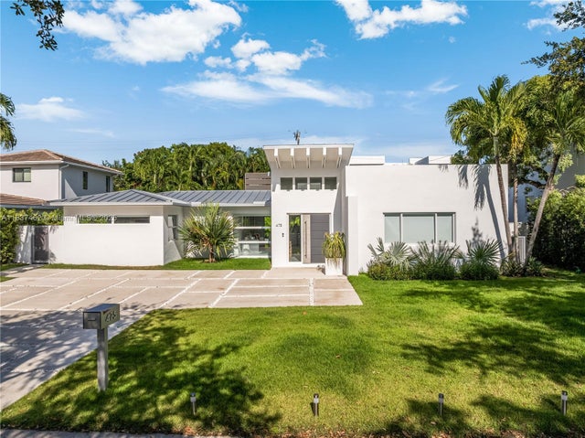 1 of 63 - 475 Woodcrest Rd, Key Biscayne, FL