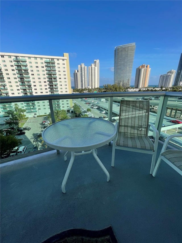 5 of 37 - 19390 Collins Ave 902, Sunny Isles Beach, FL
