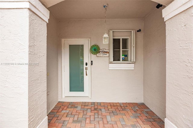 3 of 28 - 15855 Sw 86th Ter, Miami, FL