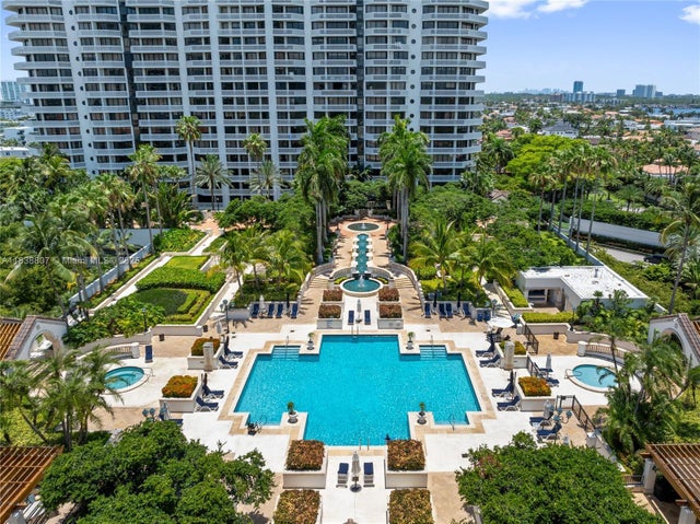 1 of 28 - 2000 Island Blvd 2409, Aventura, FL