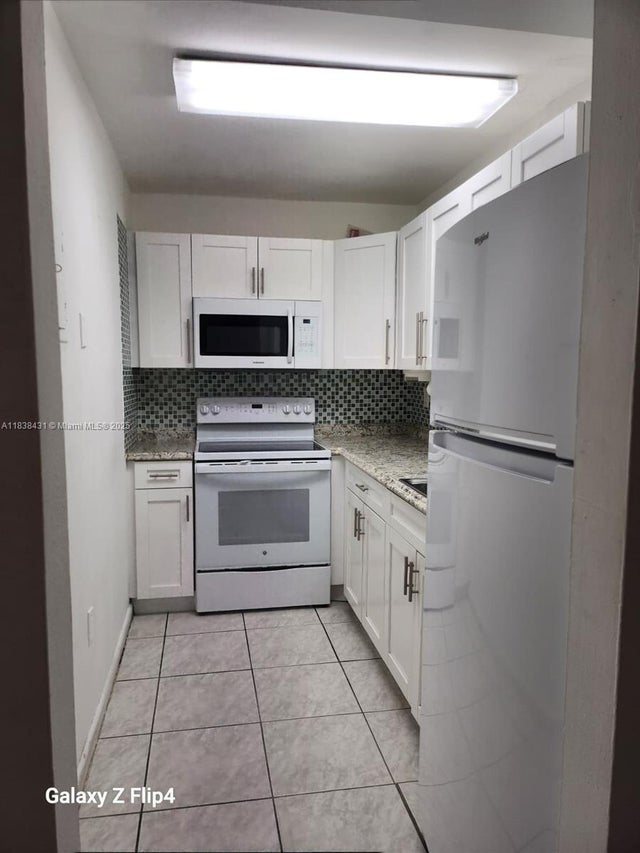 4 of 22 - 4841 Nw 7th St 203-4, Miami, FL
