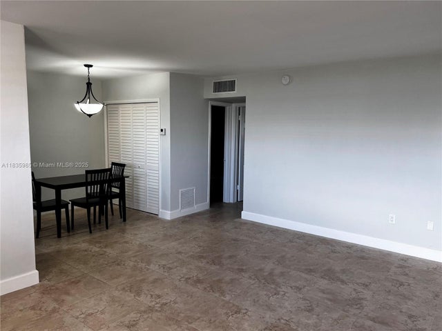 2 of 11 - 12590 Ne 16th Ave 605, North Miami, FL