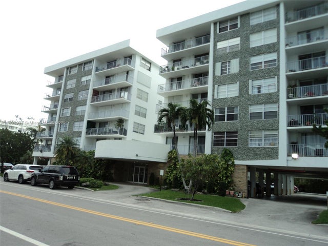 2 of 33 - 1050 93rd St 6f, Bay Harbor Islands, FL