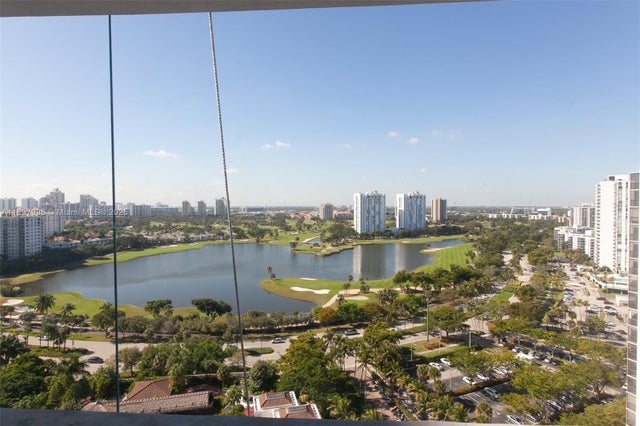 3 of 58 - 20281 E Country Club Dr 1801, Aventura, FL