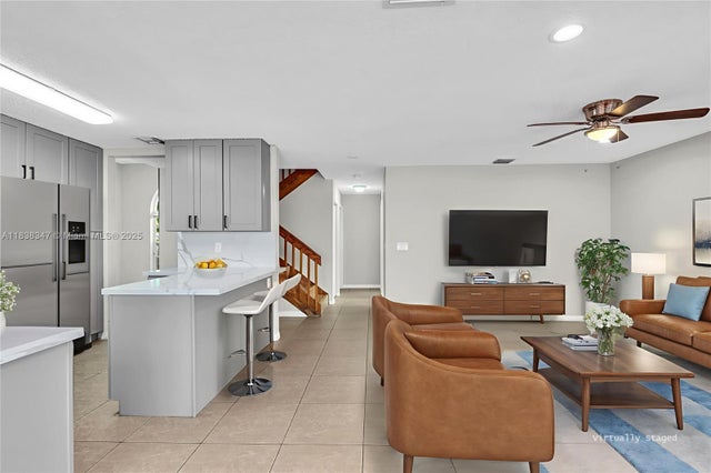 4 of 53 - 18232 Sw 5th St, Pembroke Pines, FL