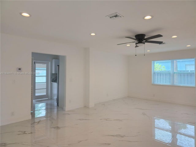 2 of 22 - 1141 Sw 8th Ter, Fort Lauderdale, FL