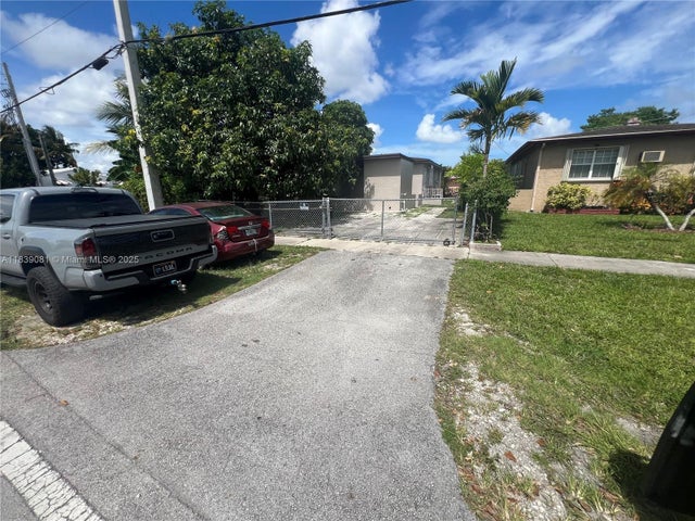 3 of 56 - 1190 Nw 135th St, North Miami, FL