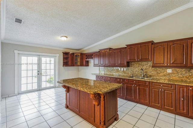 4 of 32 - 5370 Sw 144th Ave, Miami, FL