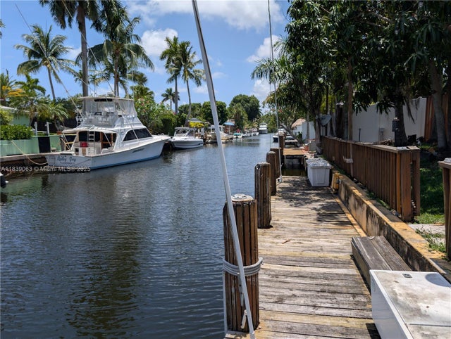 1 of 56 - 2606 Gulfstream Ln, Fort Lauderdale, FL