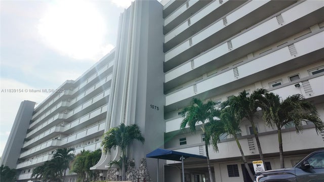 3 of 38 - 1075 Ne Miami Gardens Dr 306, Miami, FL