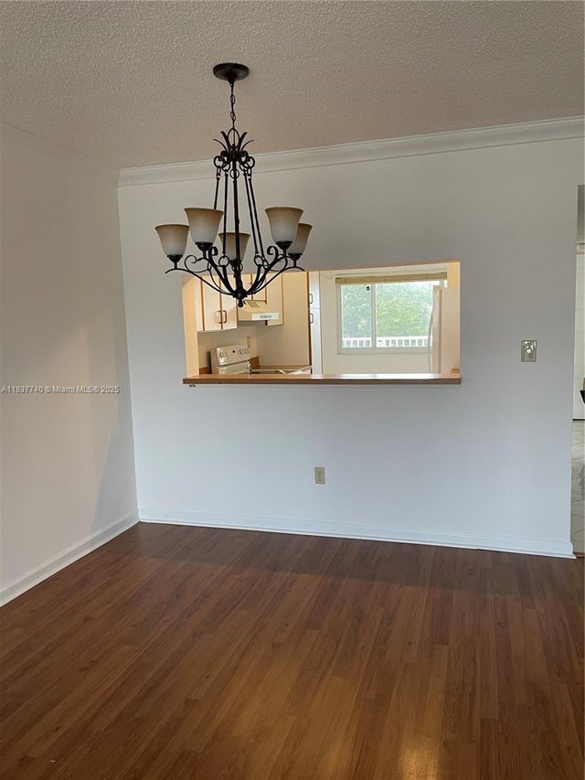 5 of 12 - 7152 S Devon Dr 304, Tamarac, FL