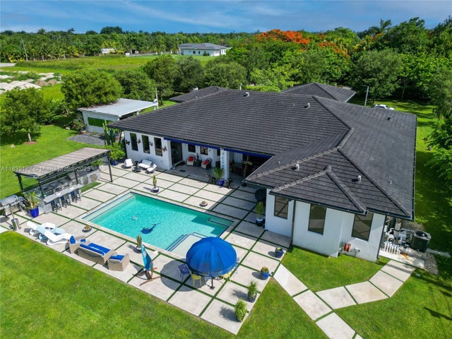 3 of 59 - 21059 Sw 238th St, Homestead, FL