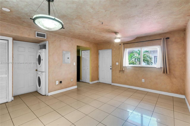 3 of 13 - 1234 Nw 4th St 303, Miami, FL