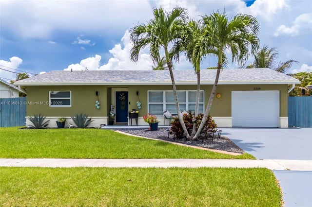 1 of 66 - 2239 Nw 65th Ave, Margate, FL