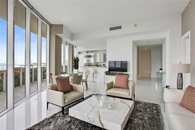 3 of 21 - 4100 Island Blvd 2303, Aventura, FL