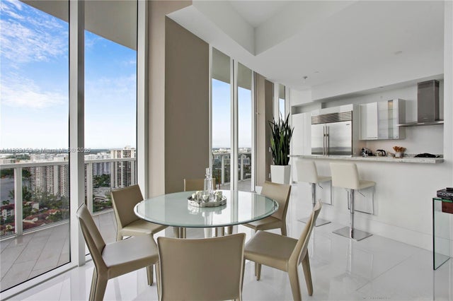 4 of 21 - 4100 Island Blvd 2303, Aventura, FL