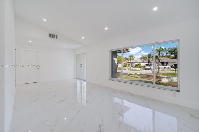 5 of 39 - 1655 Nw 111th Way, Coral Springs, FL