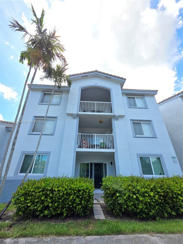 3 of 47 - 2620 S University Dr 111, Davie, FL