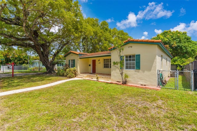 4 of 31 - 1941 Sw 18 St, Miami, FL