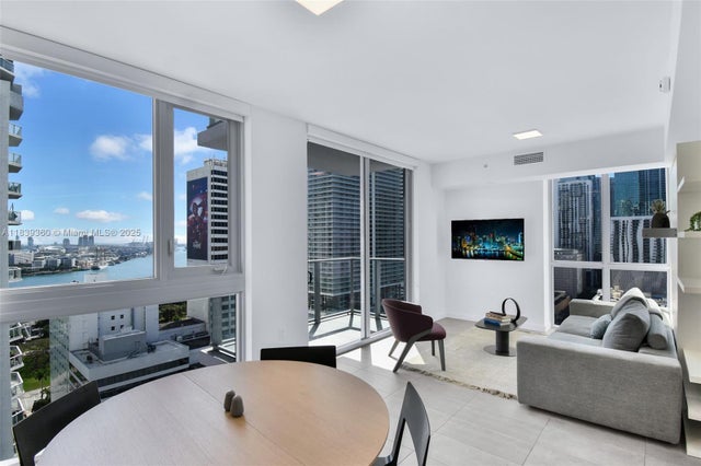 1 of 44 - 227 Ne 2nd St 2000, Miami, FL