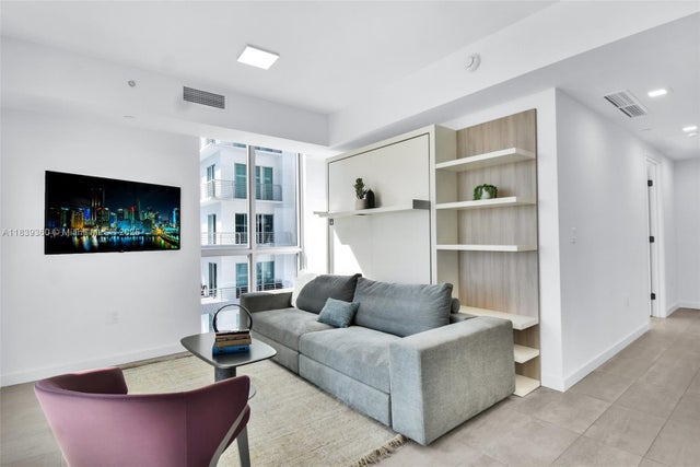 4 of 44 - 227 Ne 2nd St 2000, Miami, FL