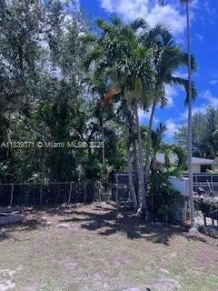 2 of 7 - 511 Ne 131st St, North Miami, FL