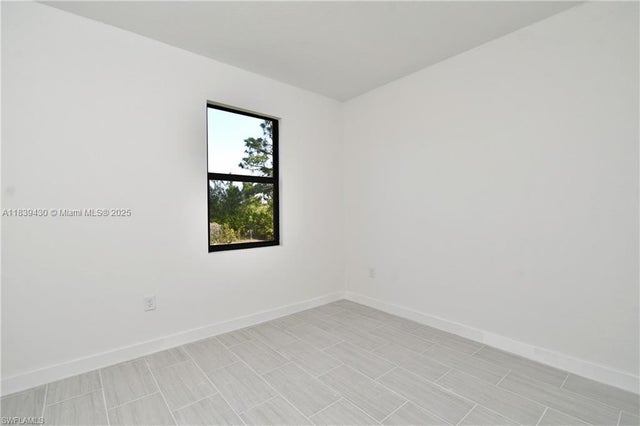 3 of 21 - 3306 74th St W, Lehigh Acres, FL