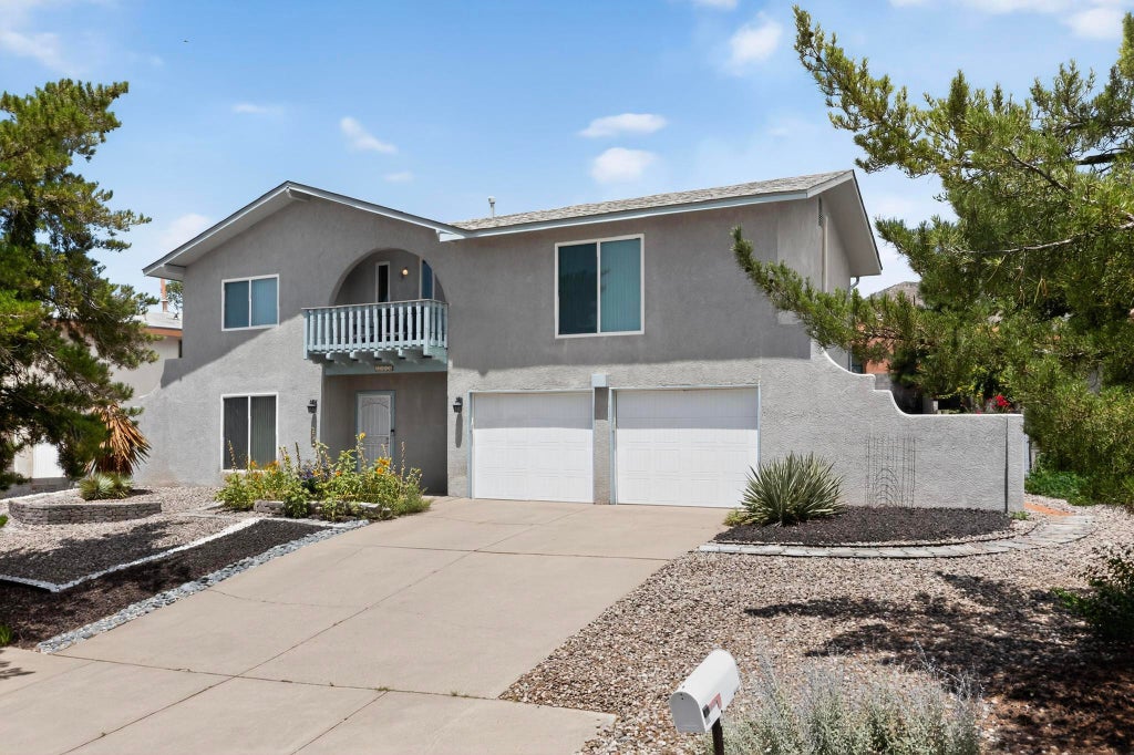 1212 Michael Hughes Drive Ne, Albuquerque